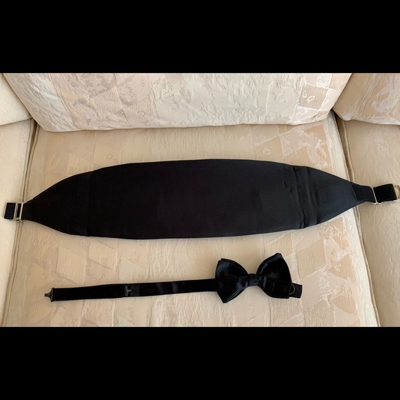 JACOBS ROBERTS LTD JUNIOR SIZED BOWTIE AND CUMMERBUND SET - Picture 2 of 6